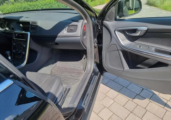 Volvo V60 cena 24900 przebieg: 288000, rok produkcji 2011 z Leszno małe 56